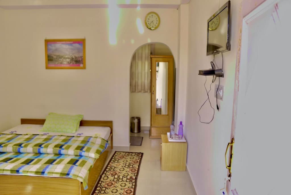 Deluxe Suite & Dressing Alcove